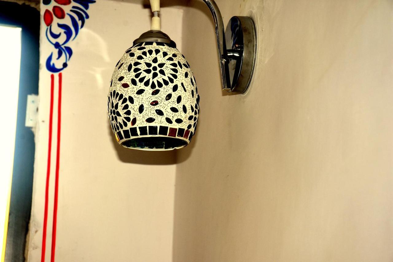 The New Lake Front Bed and Breakfast Udaipur Eksteriør billede