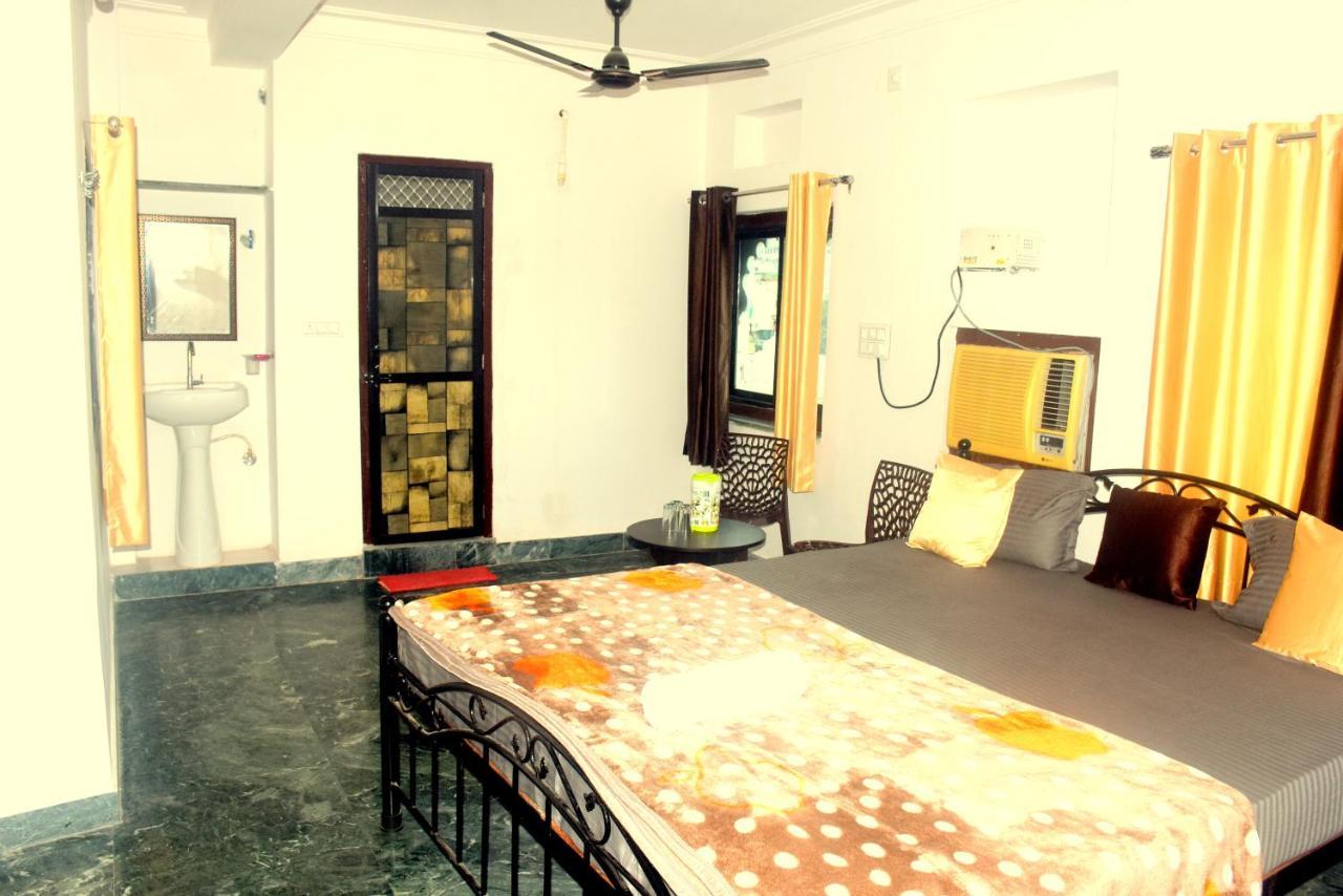 The New Lake Front Bed and Breakfast Udaipur Eksteriør billede