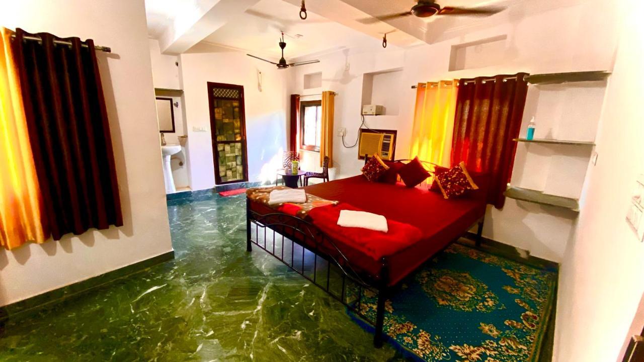 The New Lake Front Bed and Breakfast Udaipur Eksteriør billede